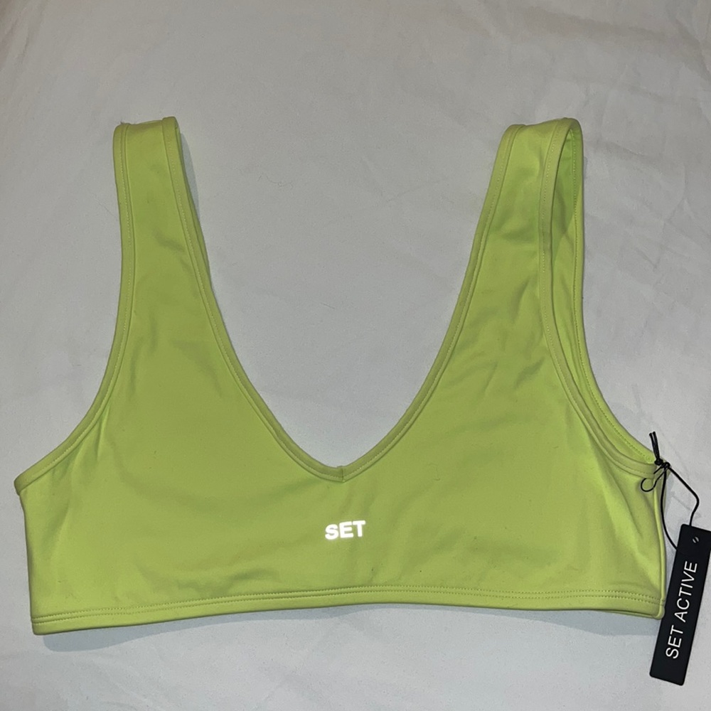 NWT Set Active Sportbody Dip Bra